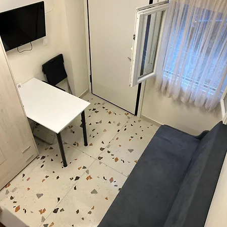 Ano Poli Young Loft Daire Selanik