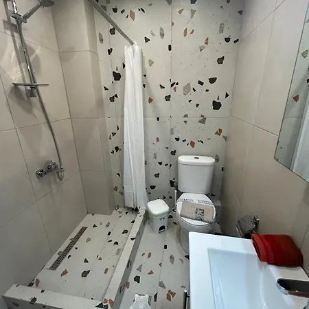 Ano Poli Young Loft Selanik