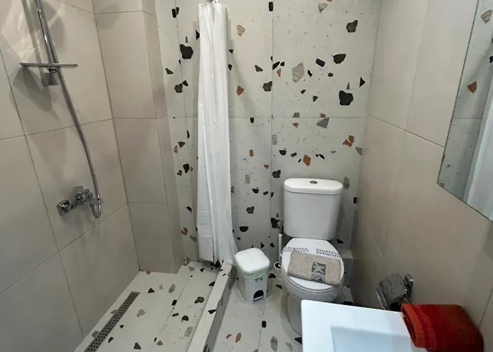 Ano Poli Young Loft סלוניקי